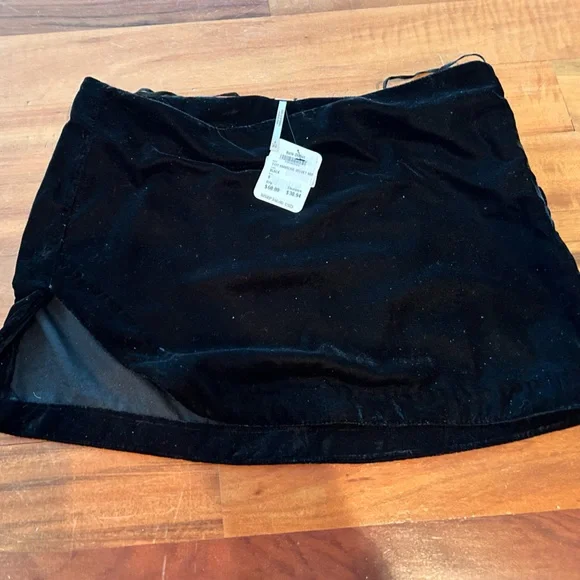 FreePeople Annalise velvet mini skirt - Picture 2 of 9